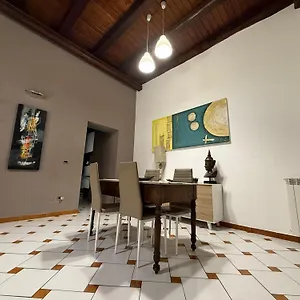  Casa vacanze Casa Nel Vicolo Italia